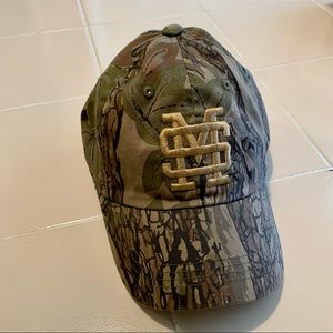 👦🏻 Mississippi State Univ CAMO baseball cap 🧢